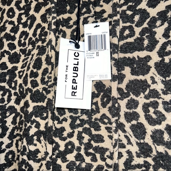 For The Republic Women’s Cheetah Print Hooded Top - Picture 5 of 7